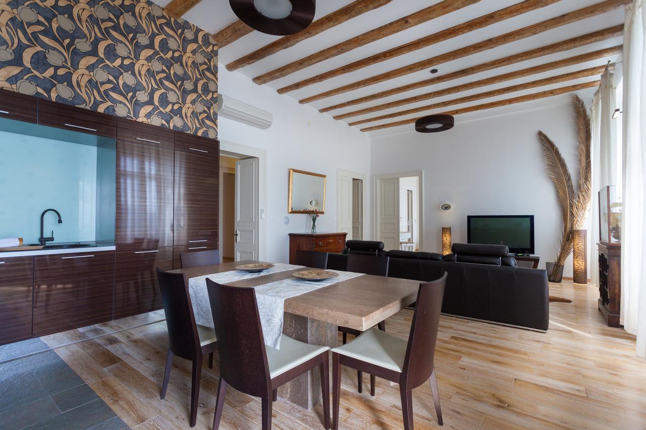 Luxury Beachfront Apartment Banje Ragusa Esterno foto